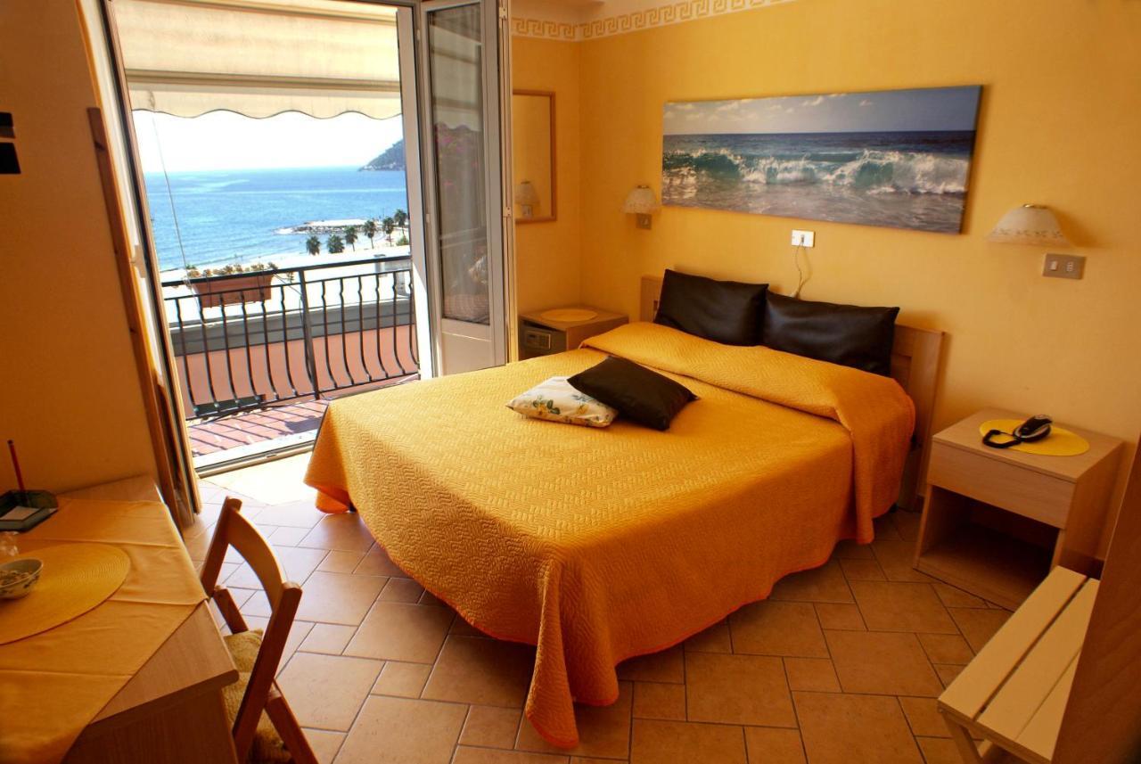 Albergo La Pineta Andora Exterior photo